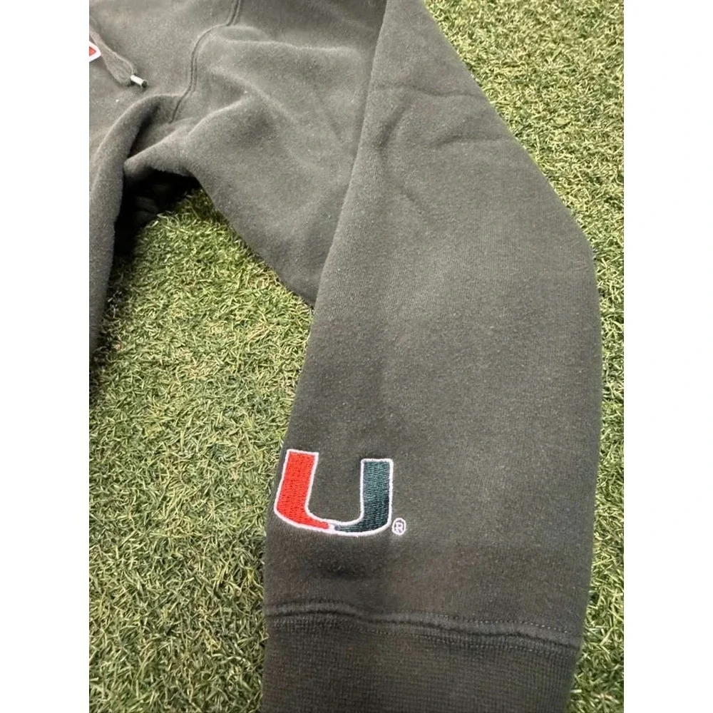 The Unbranded Brand vintage miami